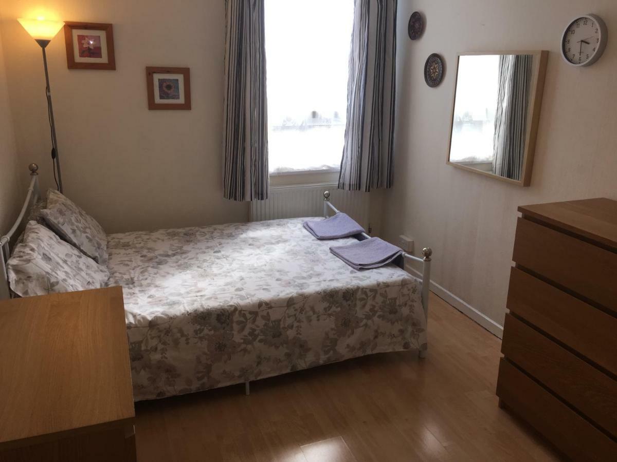 Two Bedroom Apartment In Royal Greenwich Лондон Экстерьер фото